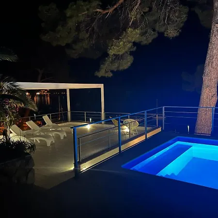 Hana Croatia וילה