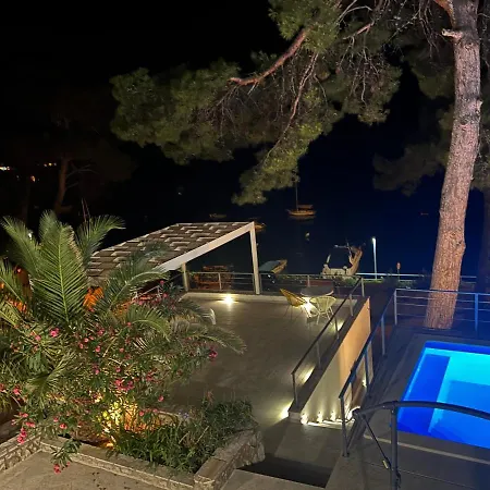 Hana Croatia Vila *