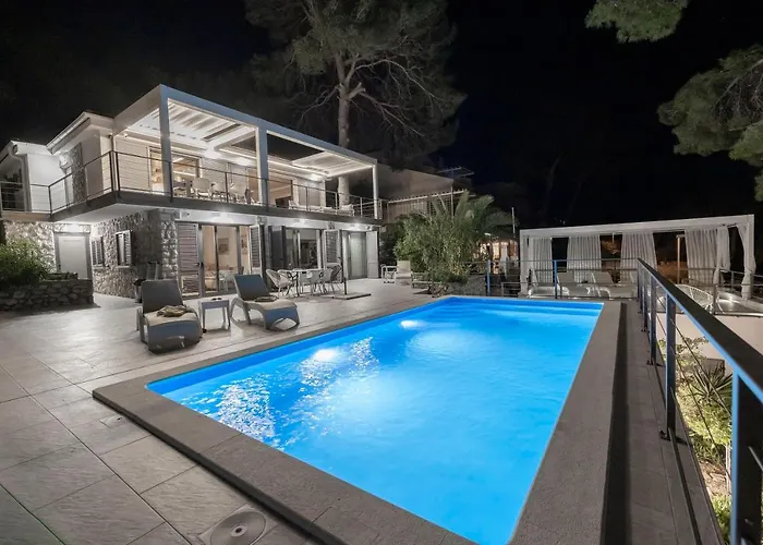 Hana Croatia Villa *