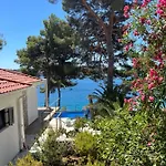 Hana Croatia فيلة مالي لوشينغْ