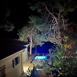 Hana Croatia مالي لوشينغْ