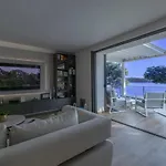 فيلة Hana Croatia